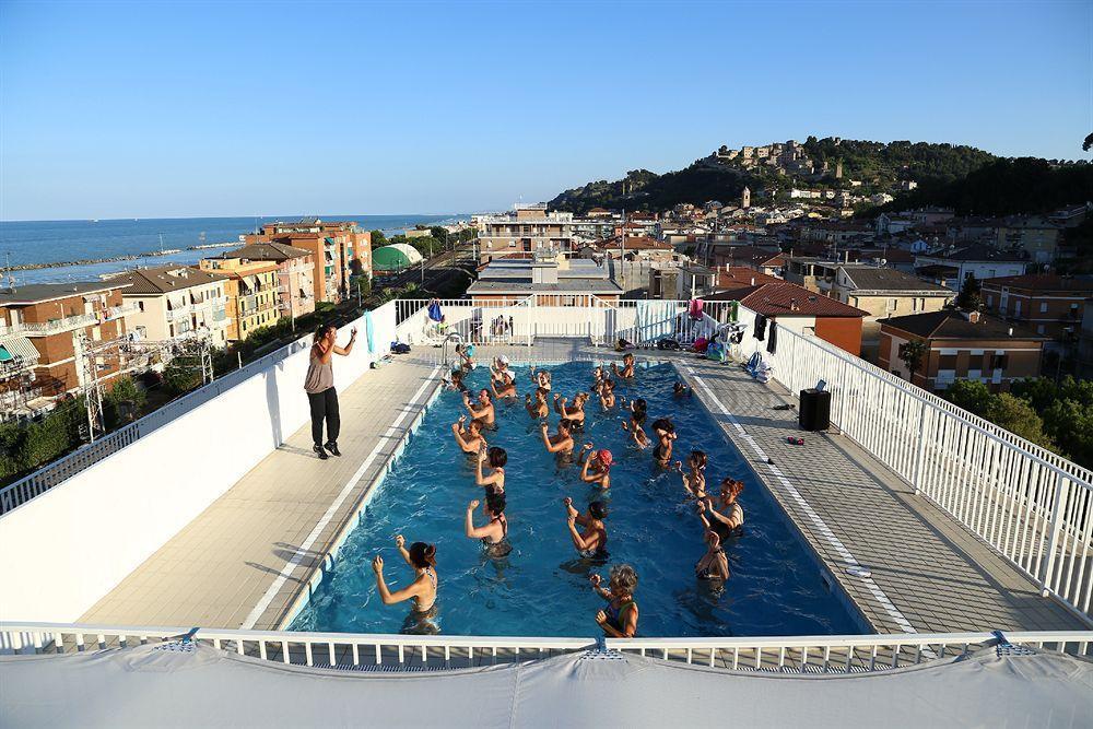 Residence I Delfini Cupra Marittima Dış mekan fotoğraf