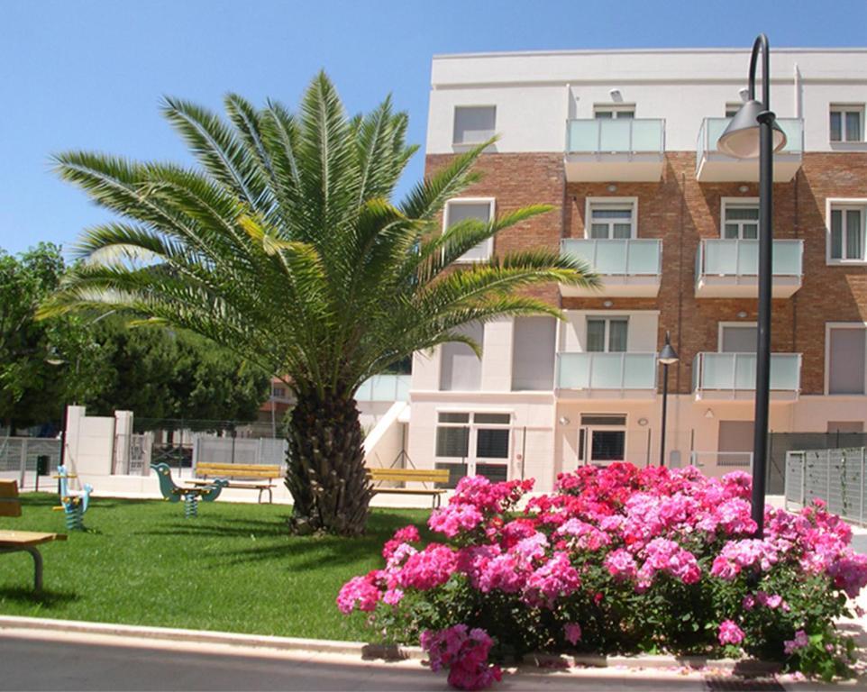 Residence I Delfini Cupra Marittima Dış mekan fotoğraf