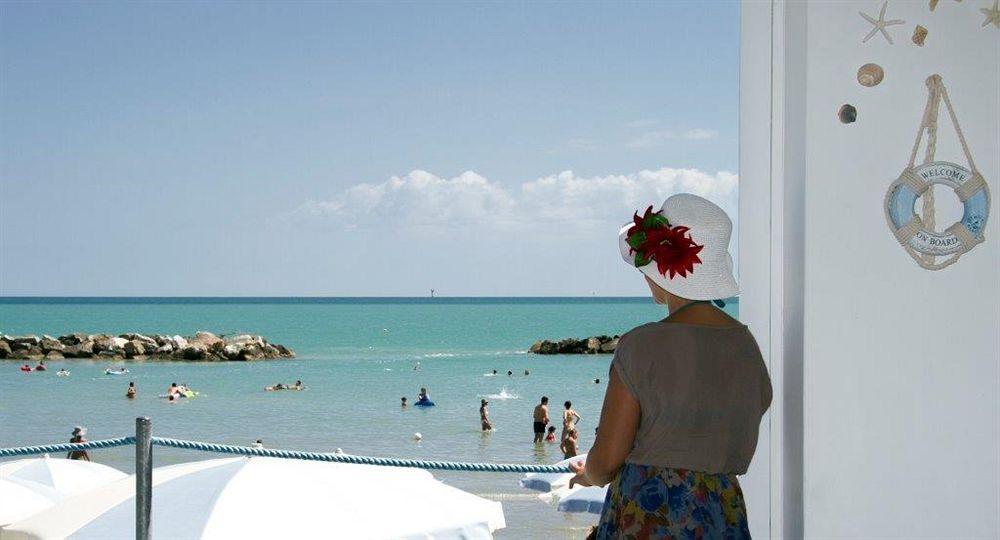 Residence I Delfini Cupra Marittima Dış mekan fotoğraf