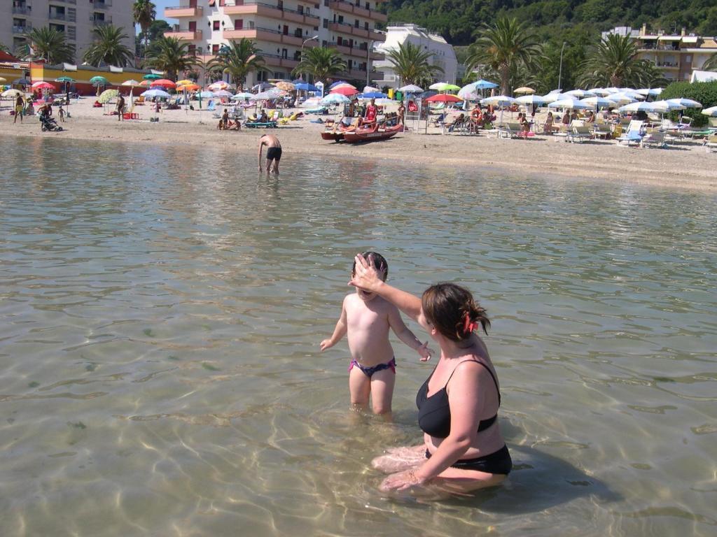Residence I Delfini Cupra Marittima Dış mekan fotoğraf