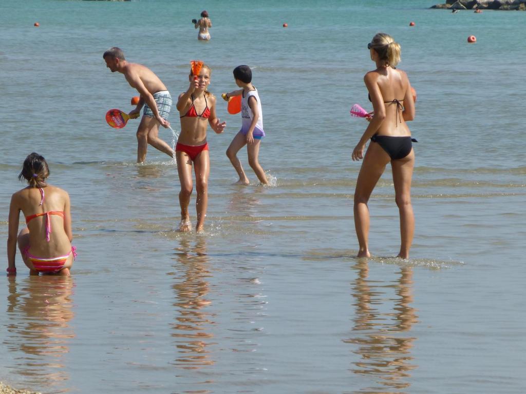 Residence I Delfini Cupra Marittima Dış mekan fotoğraf
