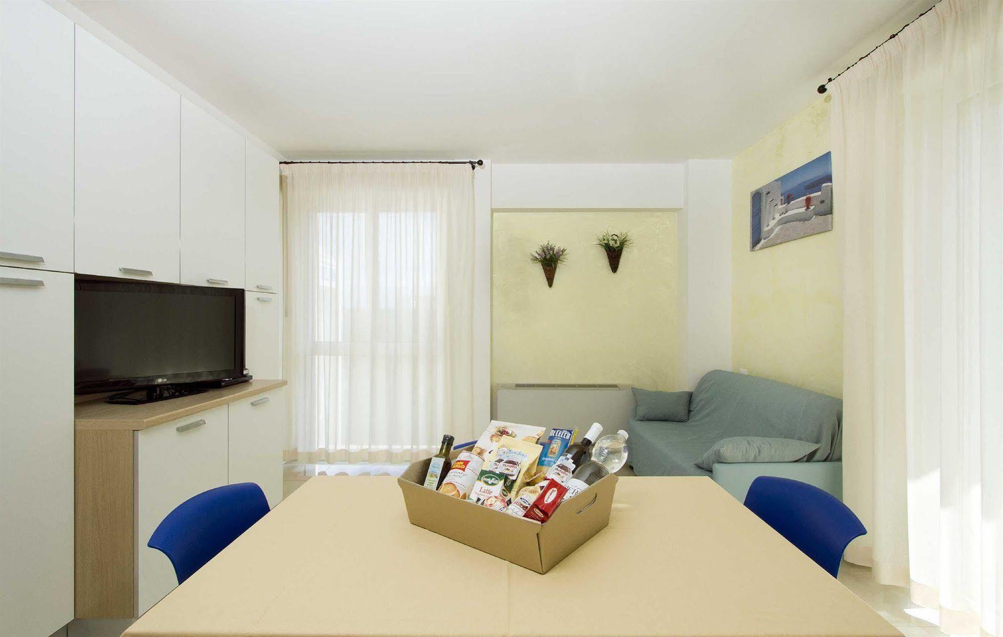 Residence I Delfini Cupra Marittima Dış mekan fotoğraf